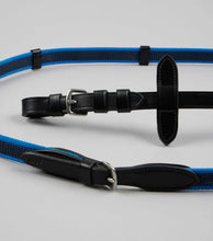 Load image into Gallery viewer, Mineo Pony Continental Reins Black/Blue
