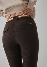 Load image into Gallery viewer, Vala SCULPT AND SMOOTH RIDING BREECHES
