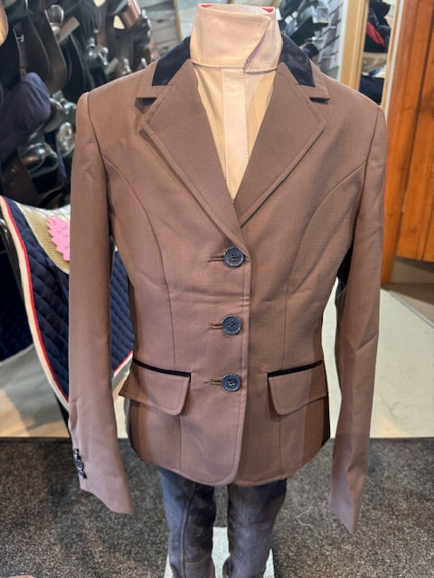 childs show jacket - light brown