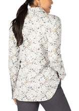 Load image into Gallery viewer, Journey Button Front Shirt - Print Kerrits
